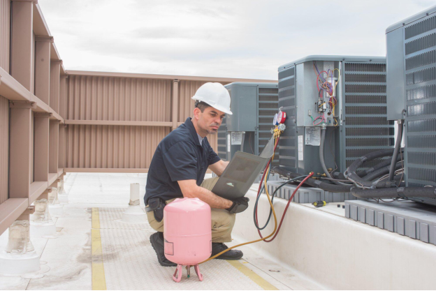 Why Signing Up for a Year-Round HVAC Maintenance Plan Is a Smart Move for Commercial Properties